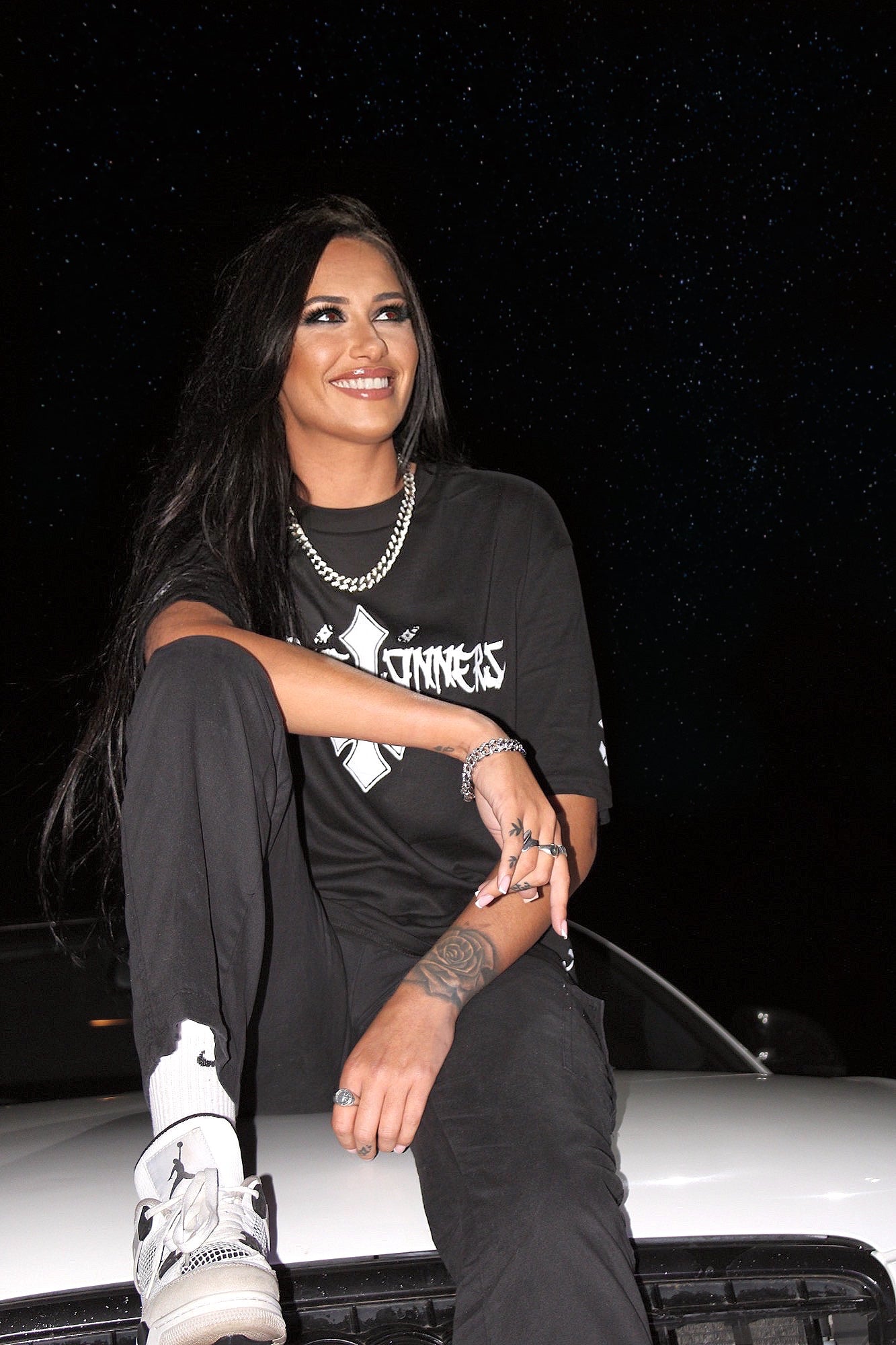 OWN THE STARS - BLACK OVERSIZED T-SHIRT